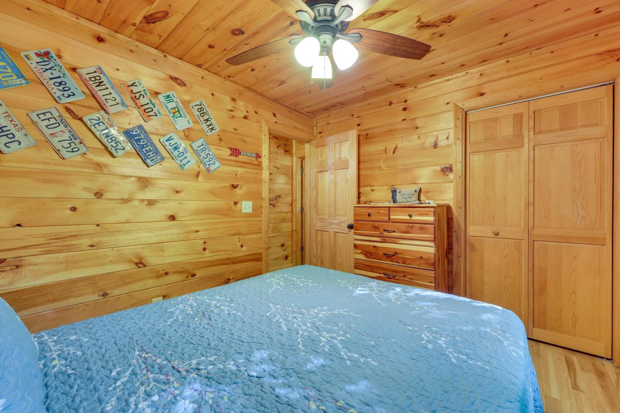 Riverfront Ellijay Cabin With Deck And Pool Access! מראה חיצוני תמונה